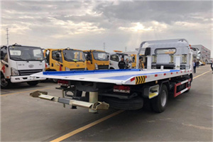 桥东汽车救援补胎